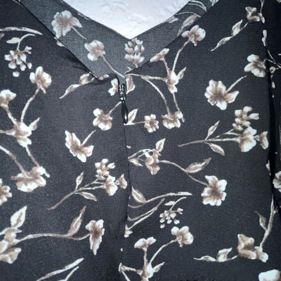 Xhilaration Black and White Cold-Shoulder Jumpsuit - Picture 6 of 7